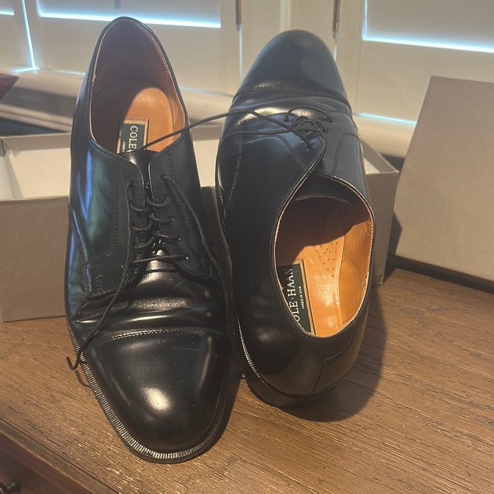 Cole Haan Black Leather Oxford Dress Shoes